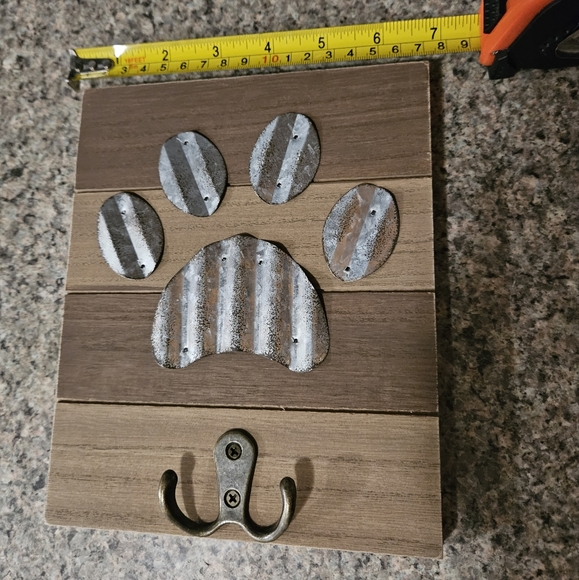 Dog Leash Holder - Picture 2 of 3